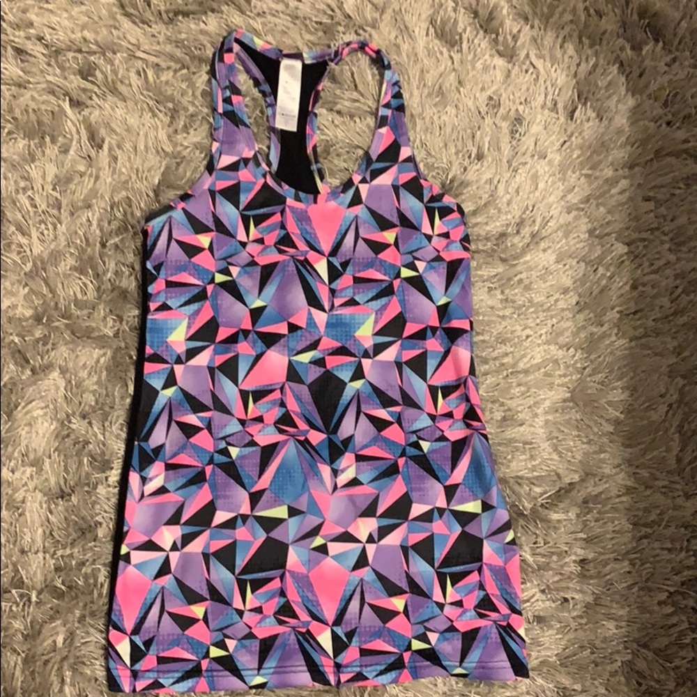 Ivivia Tank Top
